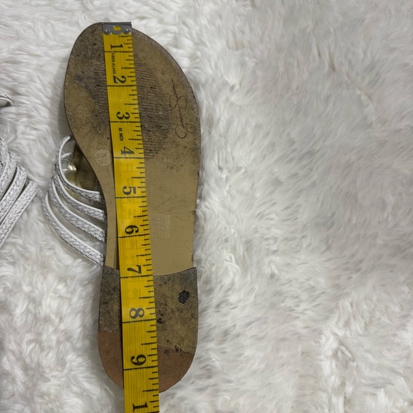 3/$32 Jessica Simpson White Summer Sandals Size 6.5 - Picture 4 of 6